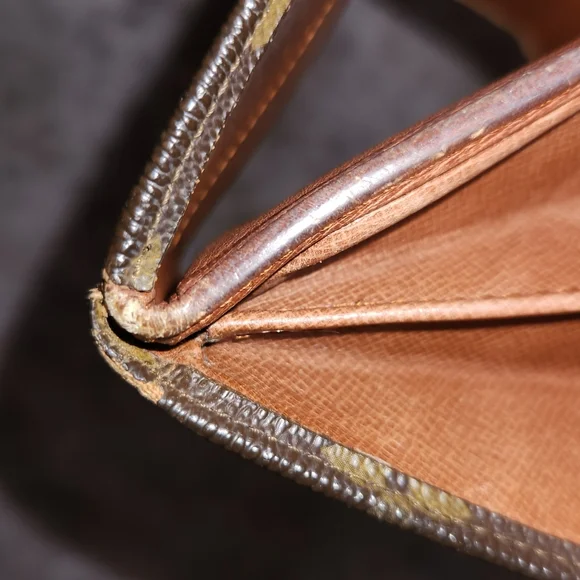 LOUIS VUITTON MONOGRAM CANVAS DOUBLE SNAP VINTAGE  WALLET ! - Picture 6 of 16